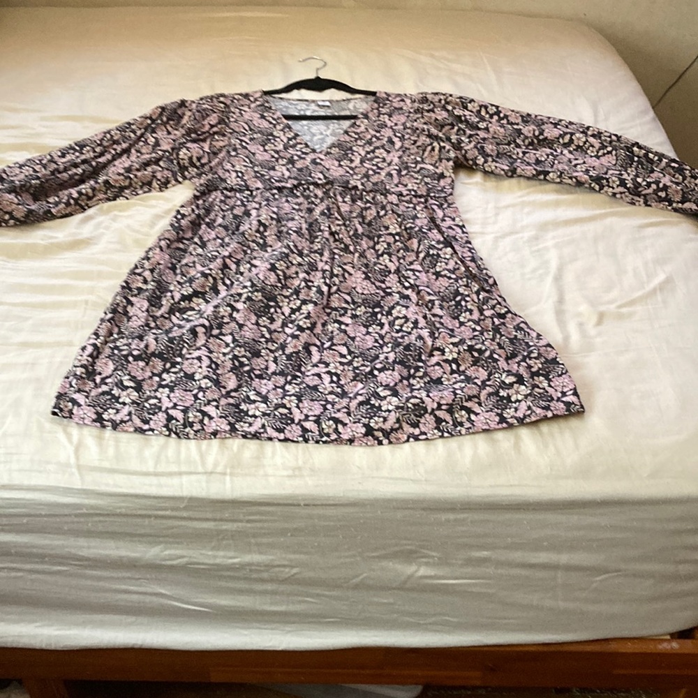 Old Navy size small dark gray and pink floral dress